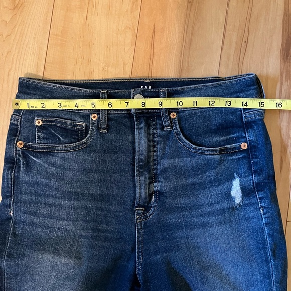 Gap Sky High Rise Distressed True Skinny Jeans with Secret Smoothing Pockets - Picture 2 of 4